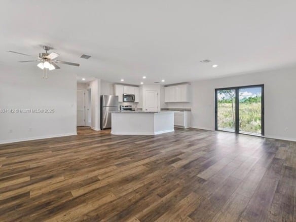 861 WINWOOD CIR, Fort Myers FL 33913 — #A11834142
