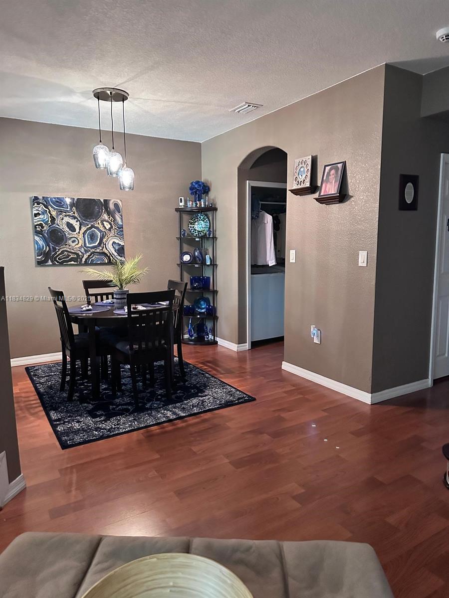 6dd28e9b-6019 10828 SW 243rd St, Homestead FL 33032 — #A11834829