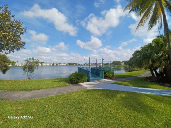 3421 NW 44th St # 103, Oakland Park FL 33309 — #A11835681