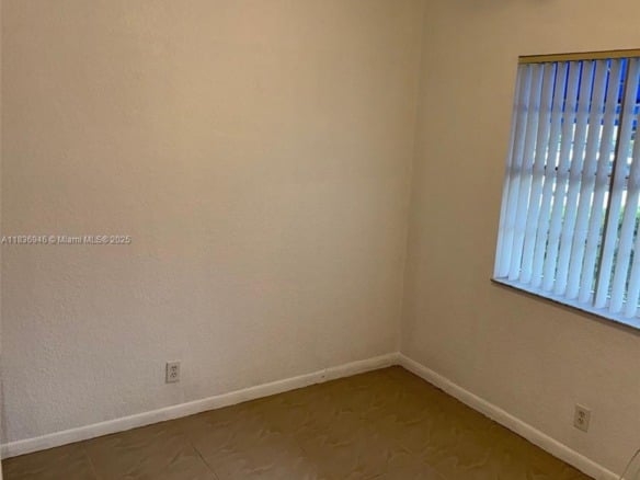 5201 SW 31st Ave # 112, Dania Beach FL 33312 — #A11836946