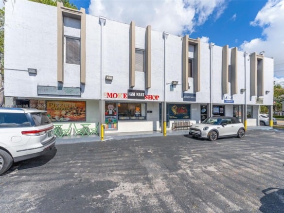 516 NW 57th Ave, Miami FL 33126 — #A11837406
