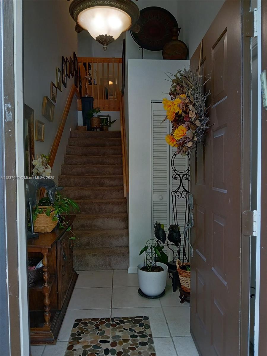 6dd28e9b-6104 1022 NW 105th Ave # 119, Plantation FL 33322 — #A11837649