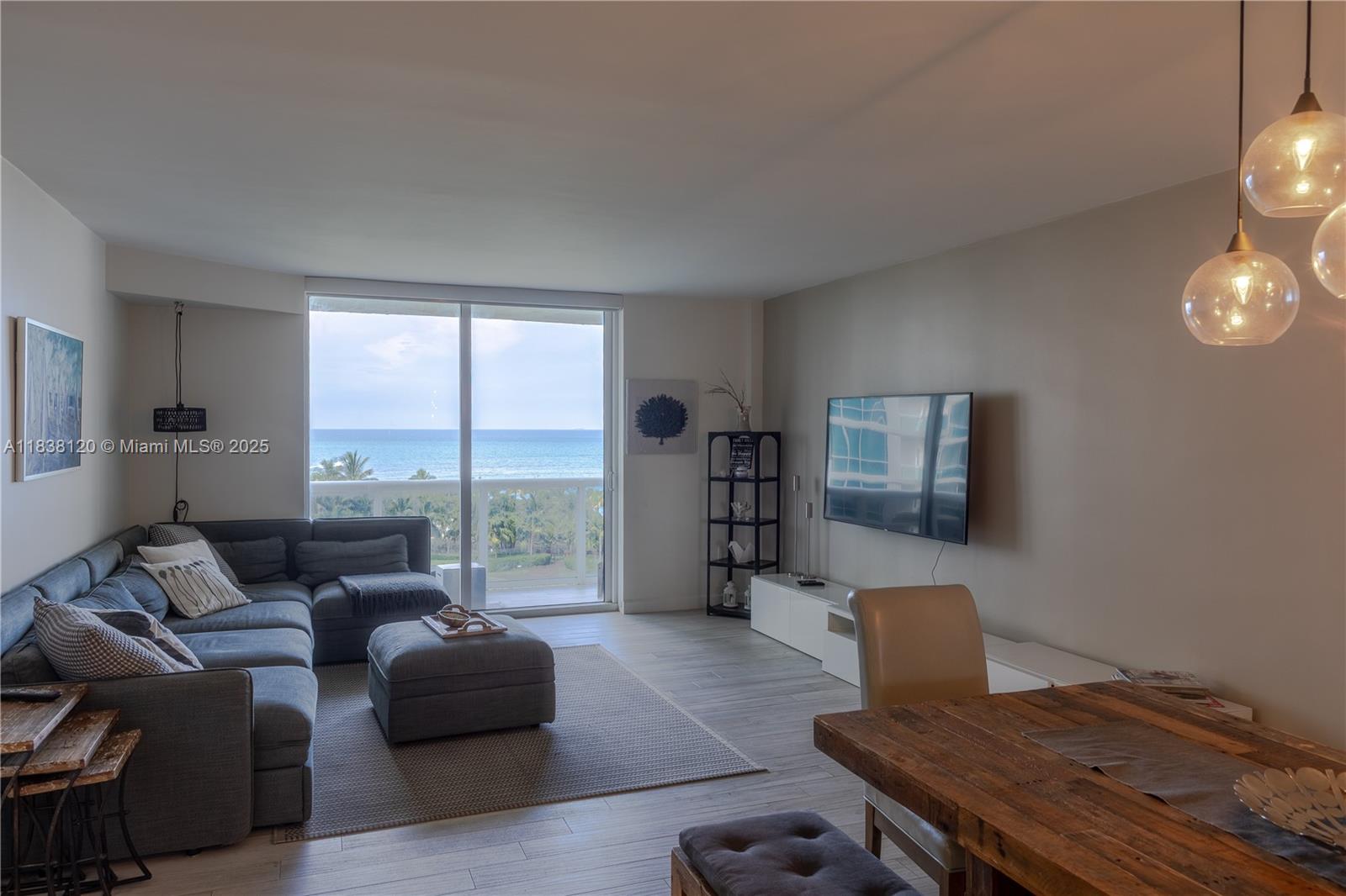 6dd28e9b-6118 10275 Collins Ave # 634, Bal Harbour FL 33154 — #A11838120