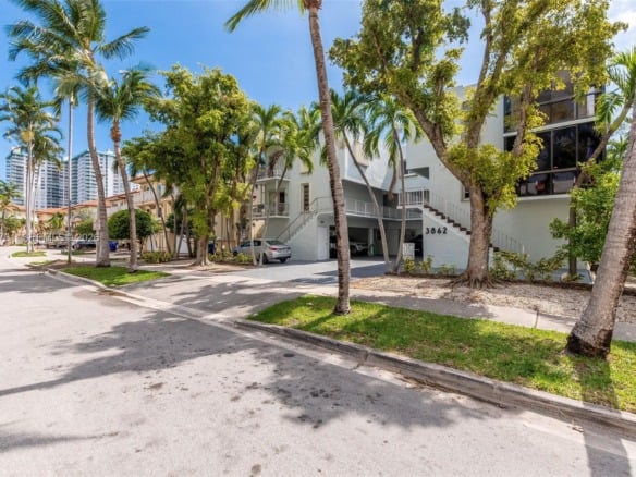 3862 NE 171st St # B, North Miami Beach FL 33160 — #A11838731