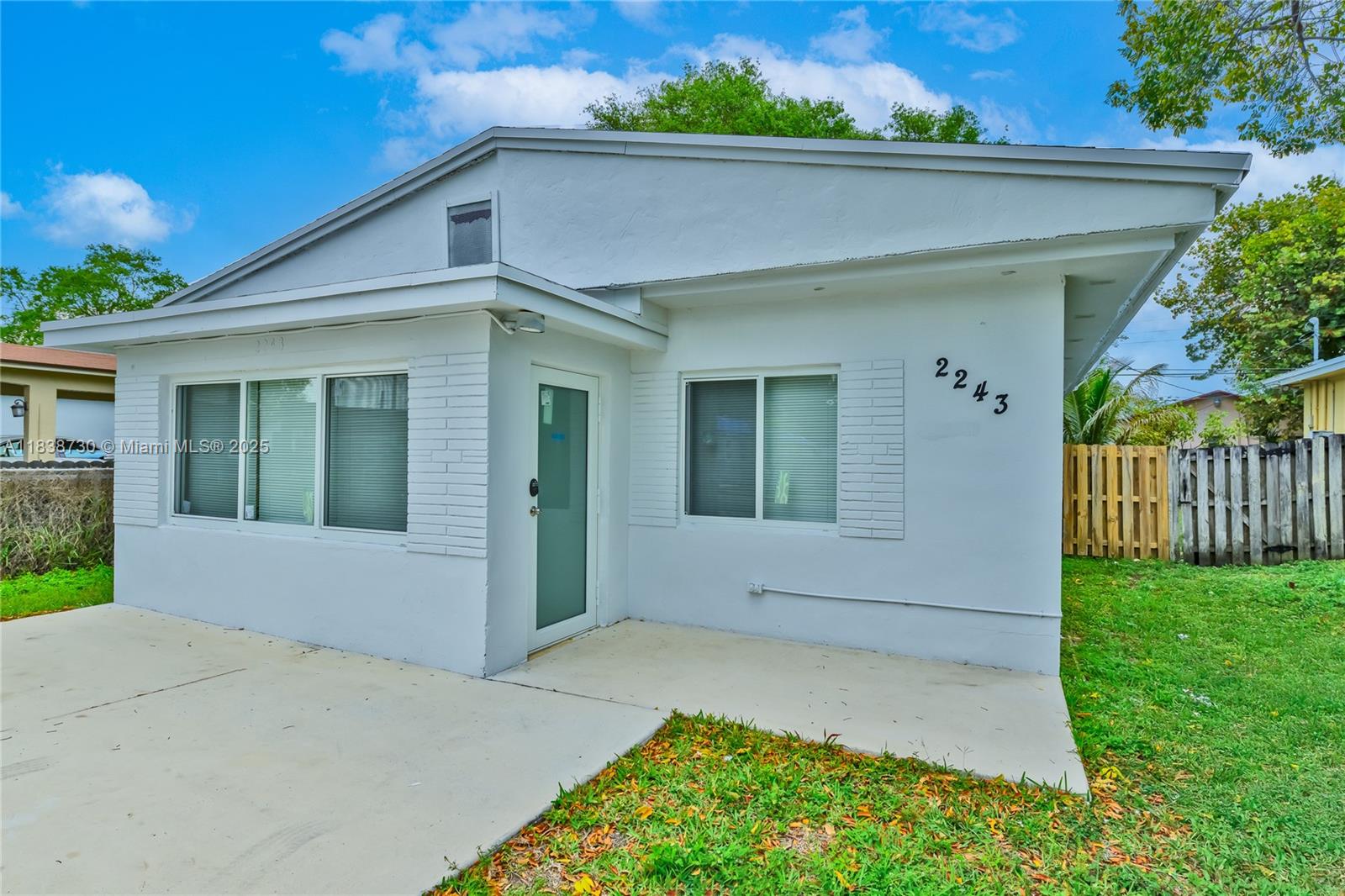 6dd28e9b-6136 2243 Greene St # A, Hollywood FL 33020 — #A11838730