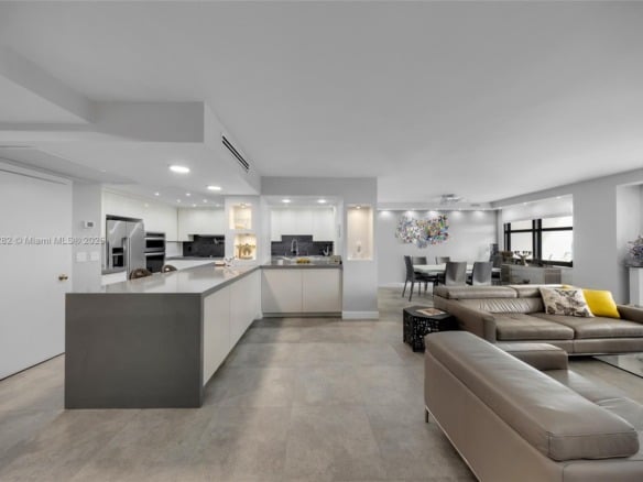 9801 Collins Ave # 16U, Bal Harbour FL 33154 — #A11839282