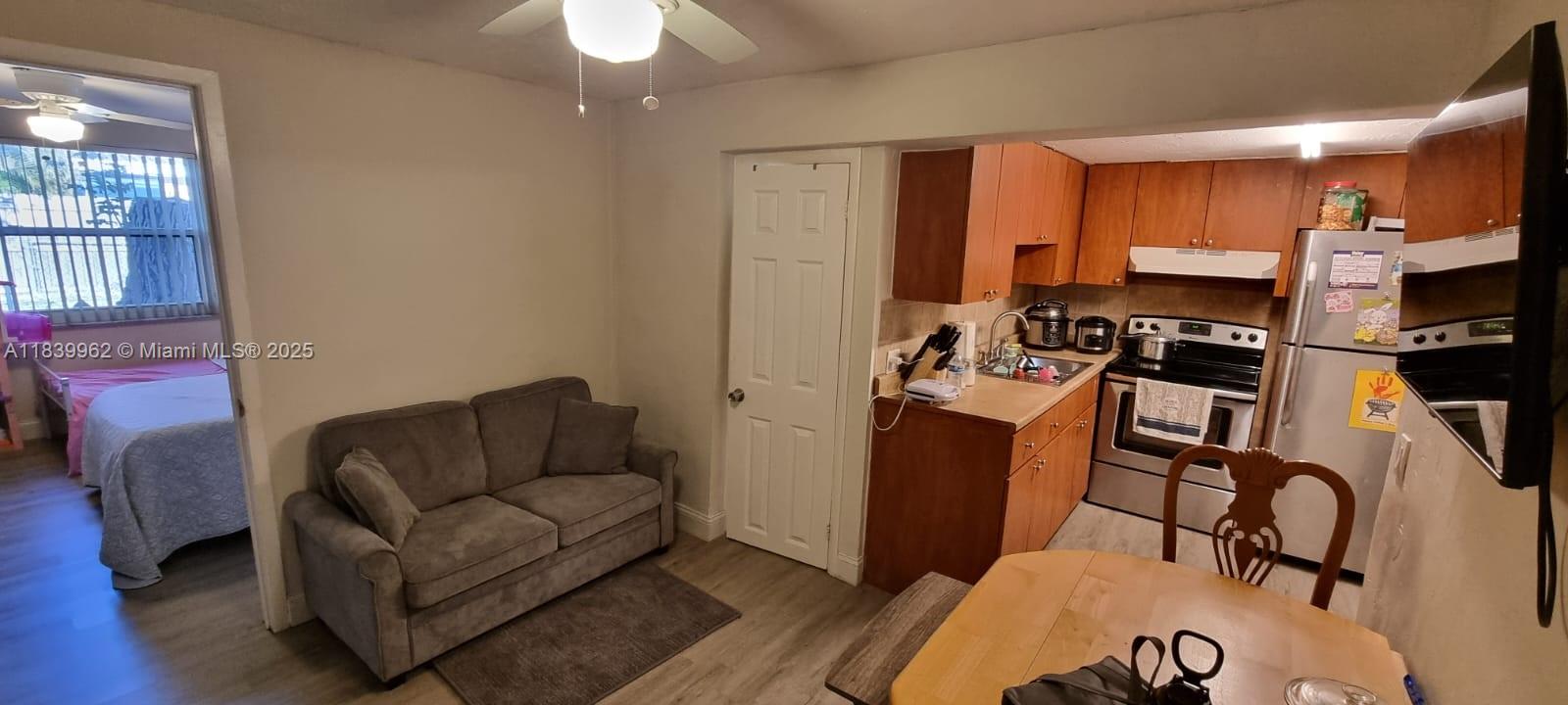 7230 NW 3rd St, Miami FL 33126 — #A11839962