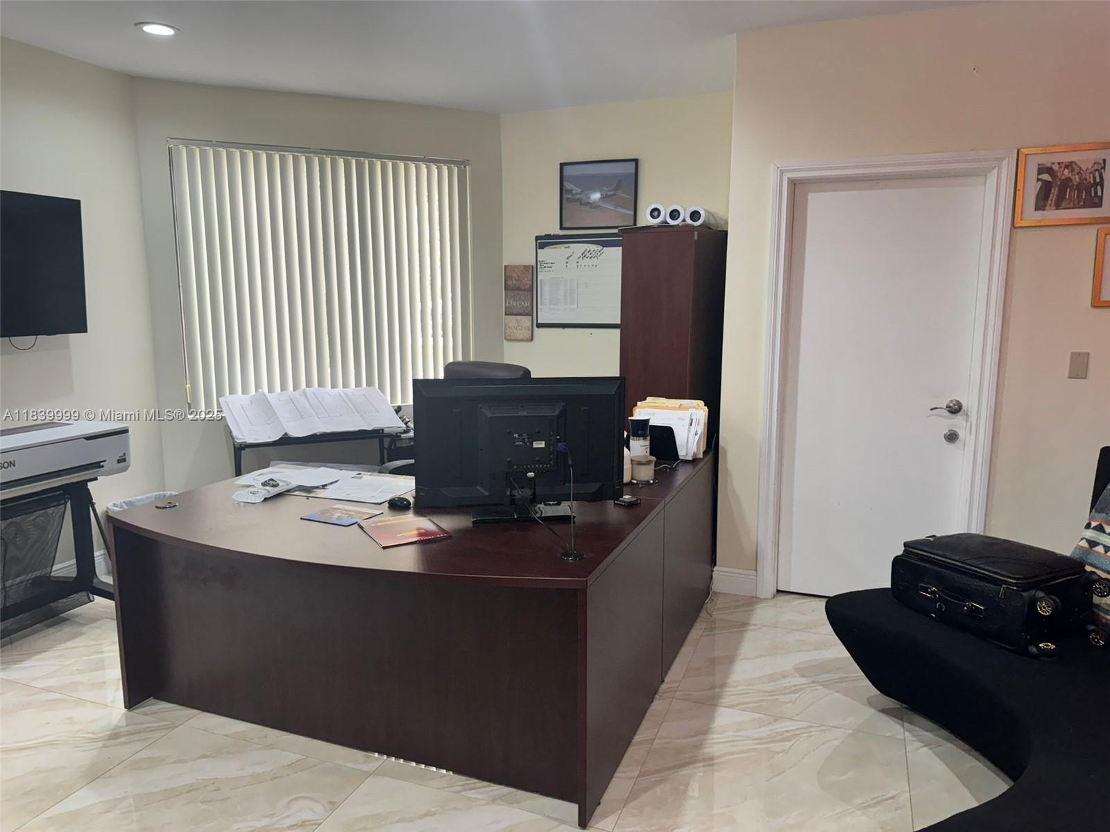 6dd28e9b-6174 5300 NW 12th Ave # 12, Fort Lauderdale FL 33309 — #A11839999