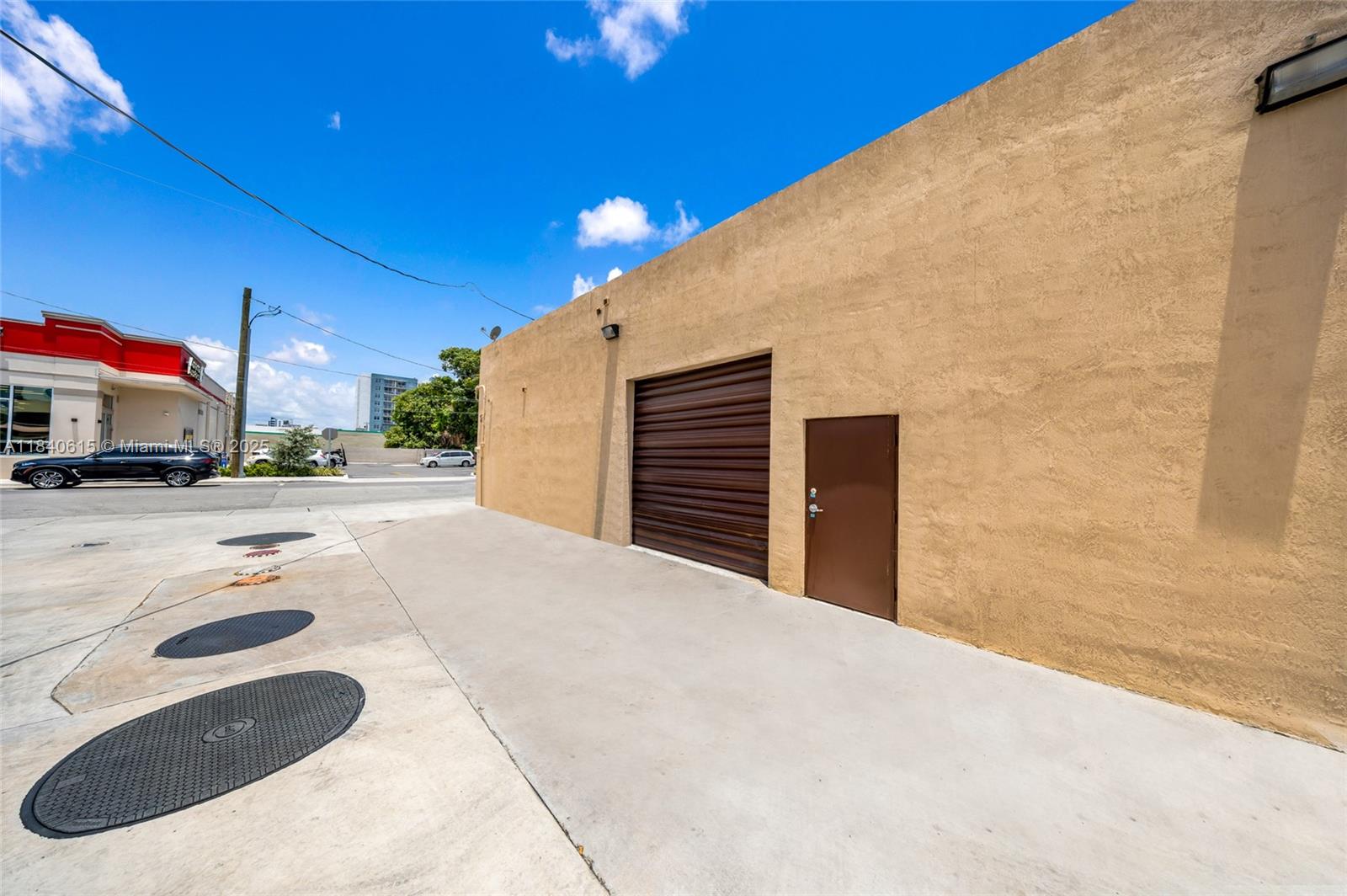 6dd28e9b-6196 999 W Flagler St, Miami FL 33130 — #A11840615