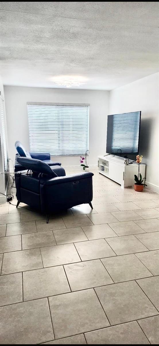 6dd28e9b-620 13208 SW 10th Ln, Miami FL 33184 — #A11895602
