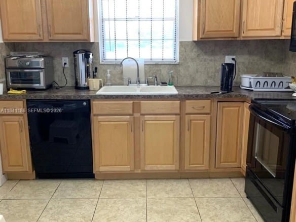 5160 SW 40th Ave # 26D, Dania Beach FL 33314 — #A11841186