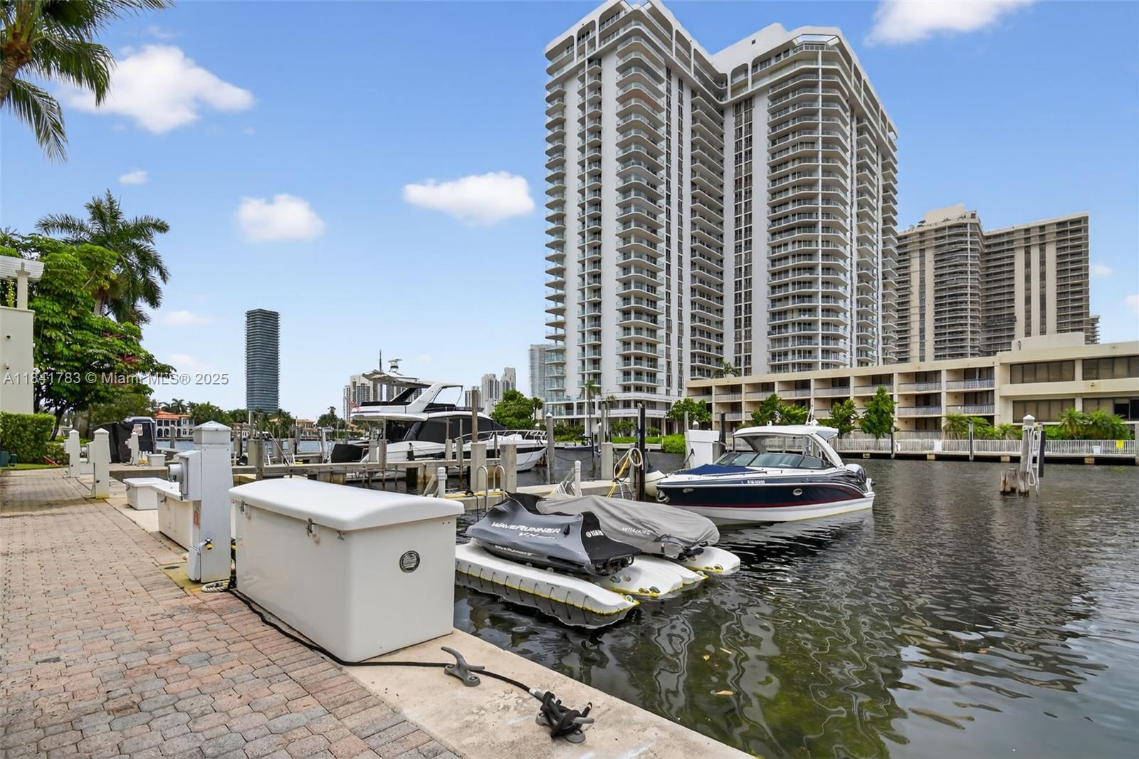 19925 NE 39th PL Boat Slip #17, Aventura FL 33180 — #A11841783