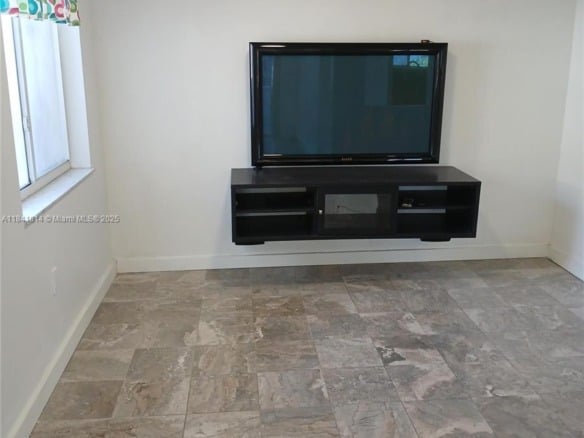 7467 NW 169th Ln, Hialeah FL 33015 — #A11841814