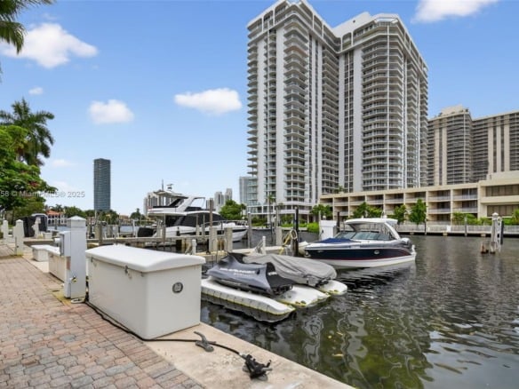 19925 NE 39th PL Boat Slip #16, Aventura FL 33180 — #A11841858