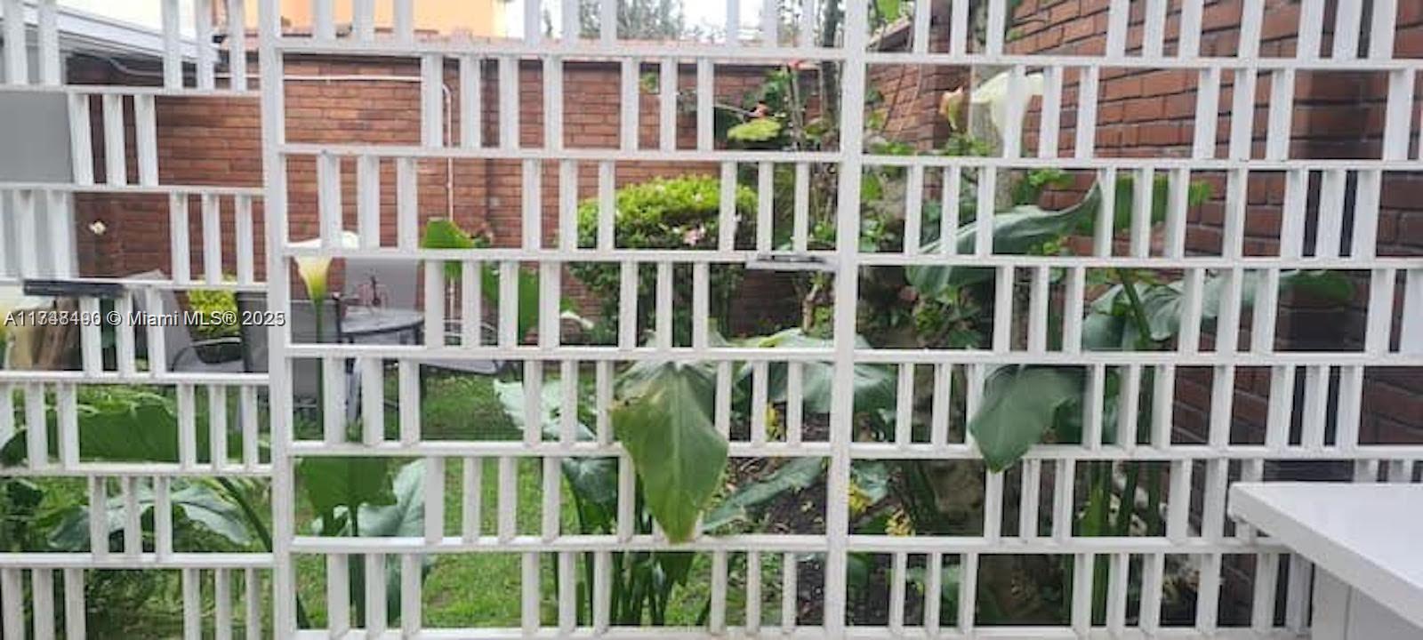 6dd28e9b-624 cra 71 PONTEVEDRA, C 111121 — #A11748490