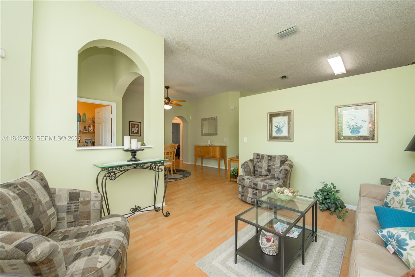 6dd28e9b-6253 460 SE 24th Dr, Homestead FL 33033 — #A11842202