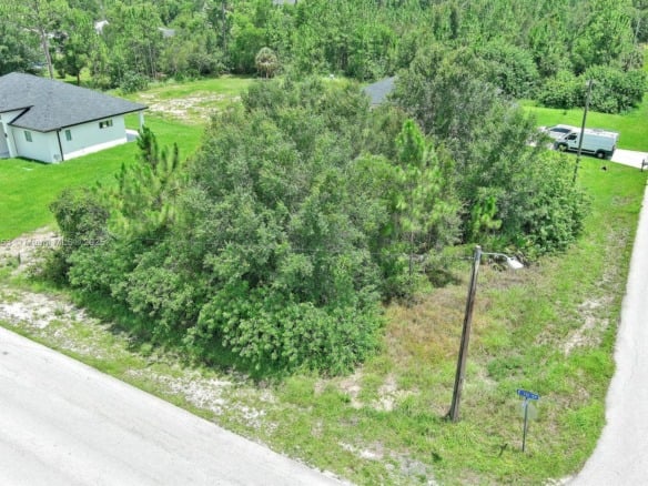 2500 E 10th St, Lehigh Acres FL 33936 — #A11842453