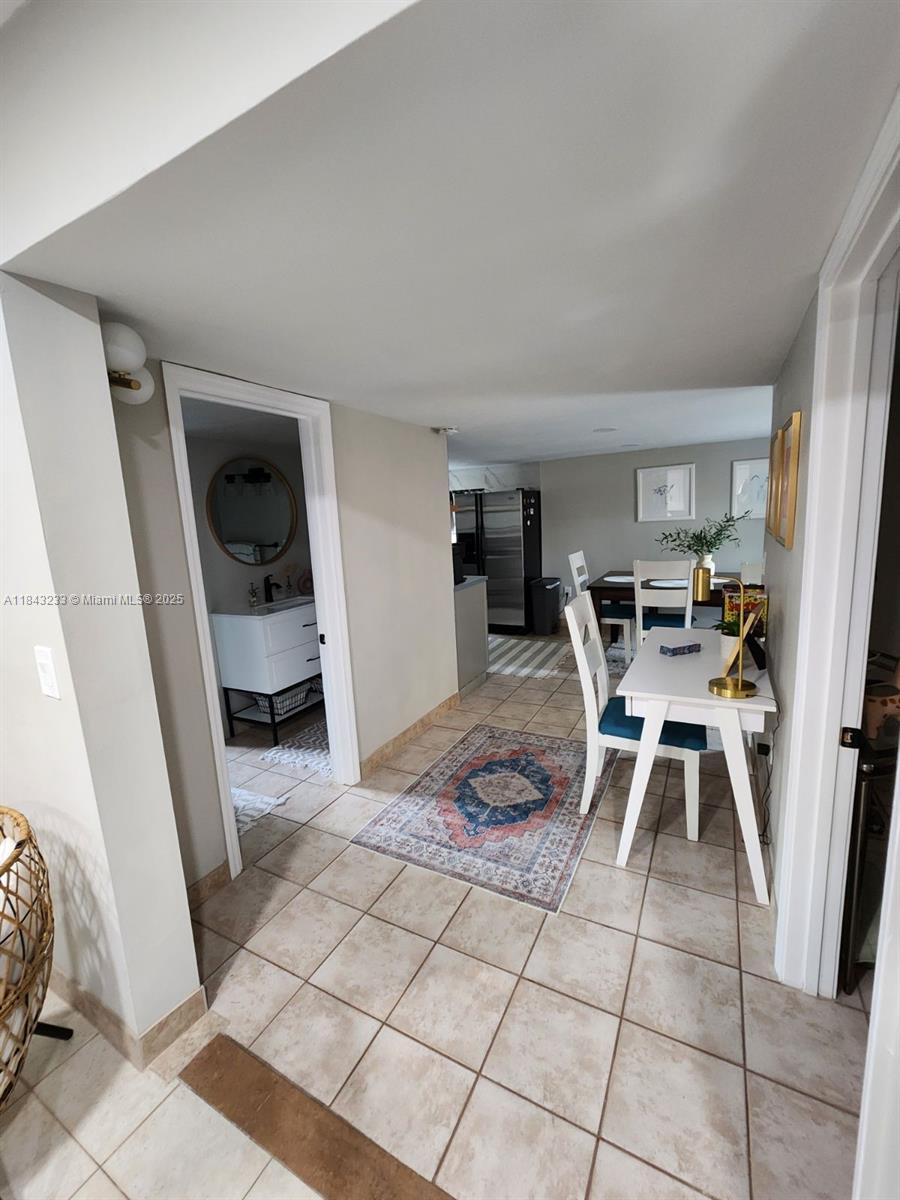 6dd28e9b-6293 1872 SW 29th Ave # A, Fort Lauderdale FL 33312 — #A11843233