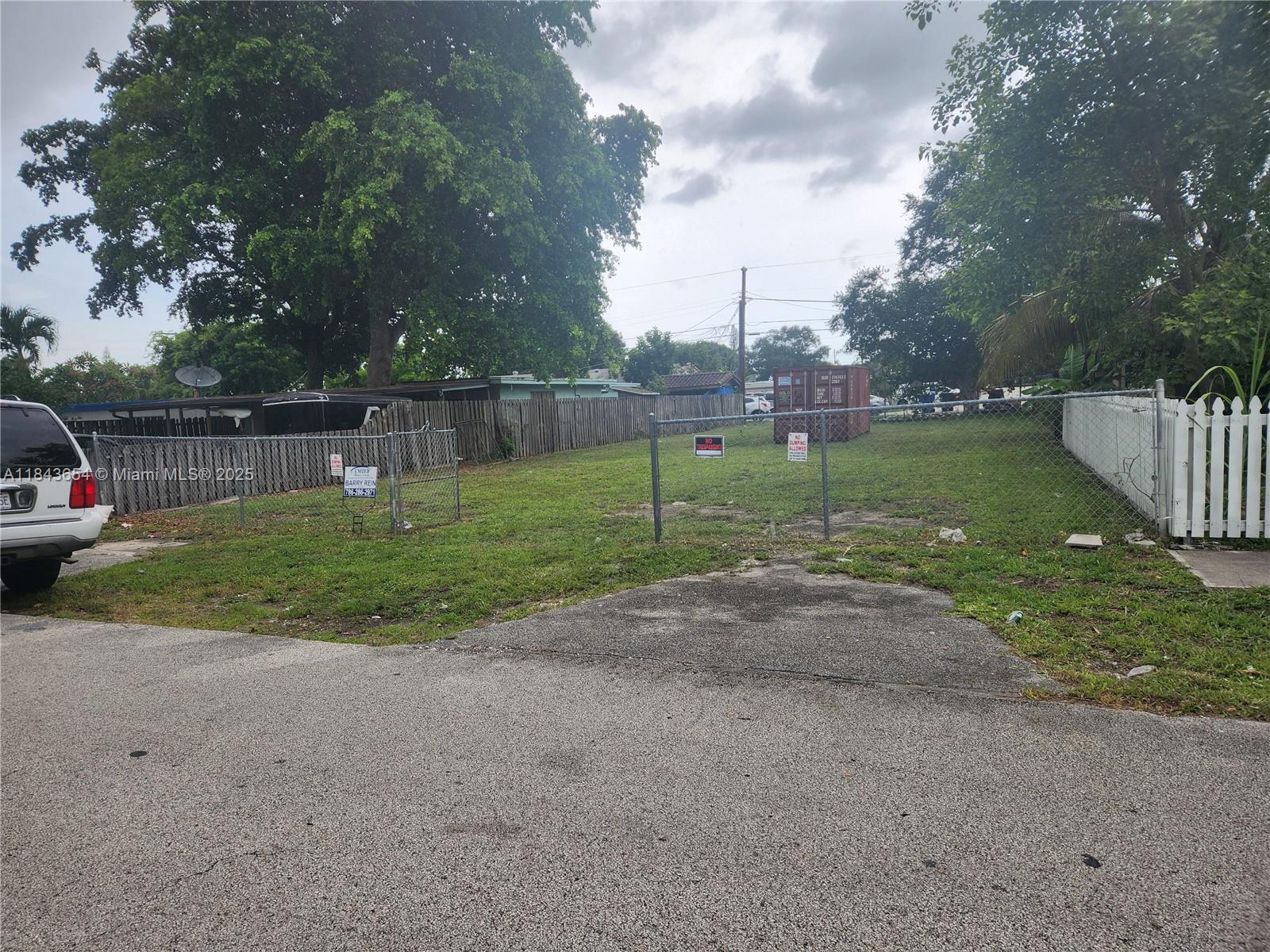 6dd28e9b-6299 315 N 61st Ave, Hollywood FL 33024 — #A11843654