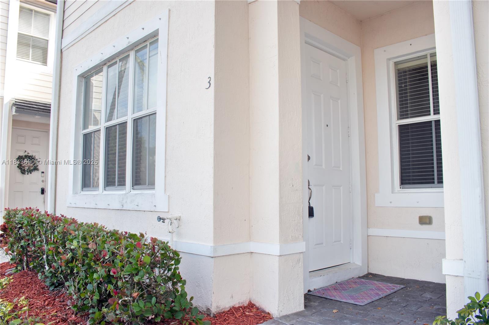 6dd28e9b-6302 153 SE 28th Pl # 3, Homestead FL 33033 — #A11843690