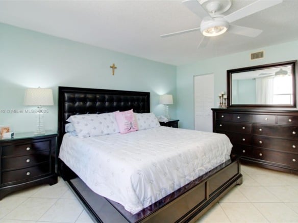 1865 S Ocean Dr # 4H, Hallandale Beach FL 33009 — #A11844642