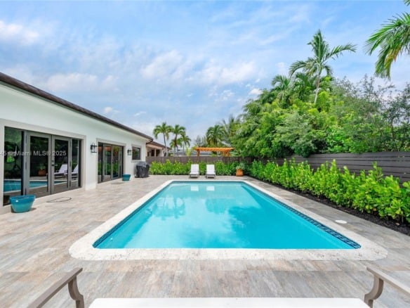117 S Royal Poinciana Blvd, Miami Springs FL 33166 — #A11844845