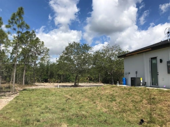919 Glenn Ave, Lehigh Acres FL 33972 — #A11845205