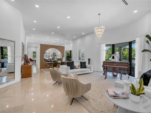 331 SW 124th Ave, Miami FL 33184 — #A11845411