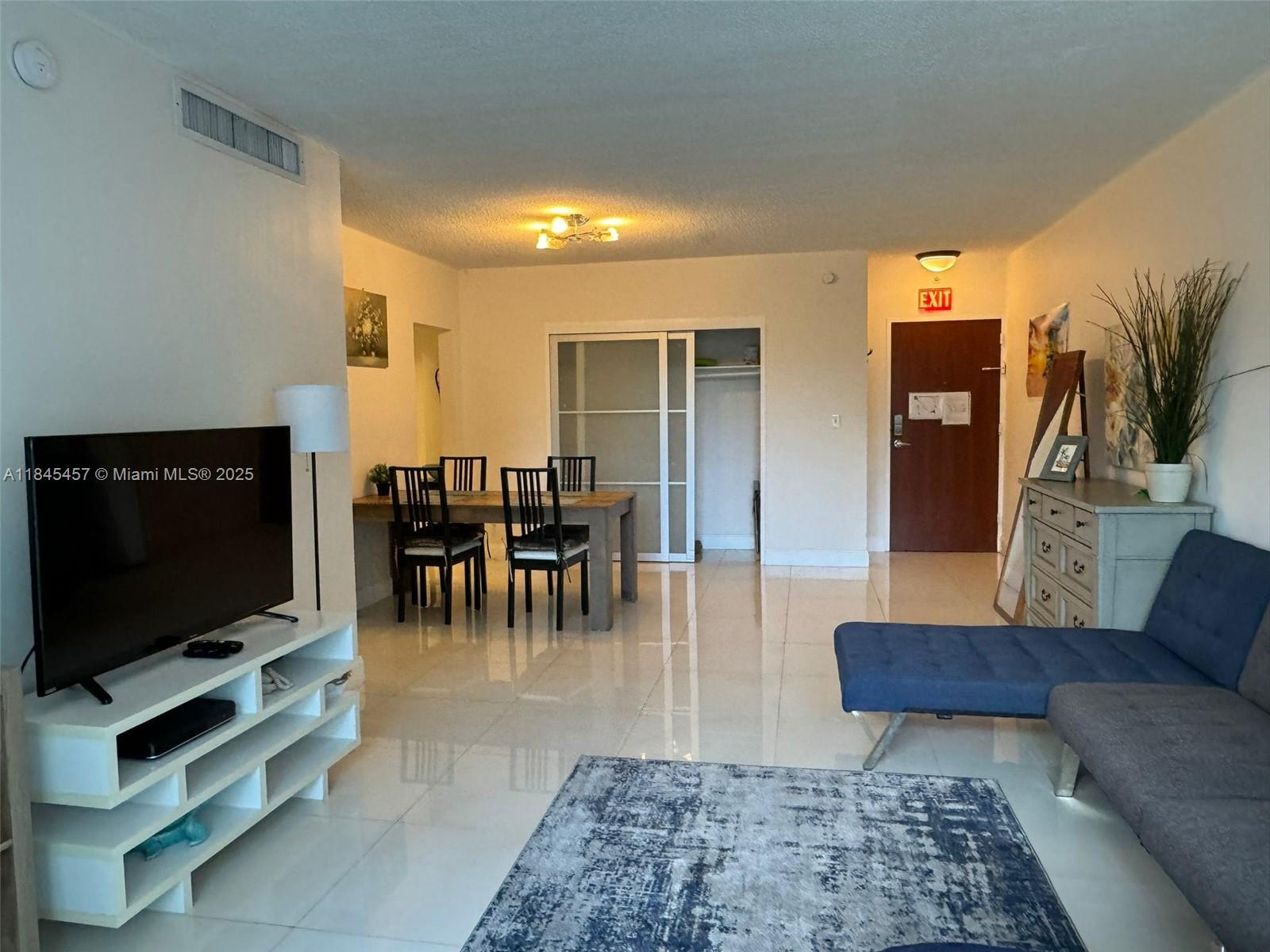 6dd28e9b-6370 3901 S Ocean Dr # 3U, Hollywood FL 33019 — #A11845457