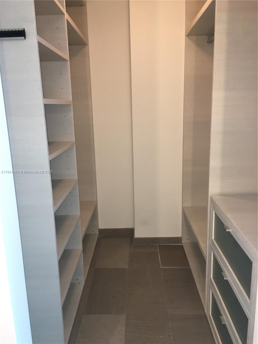 6dd28e9b-6372 88 SW 7th St # 2305, Miami FL 33130 — #A11845427