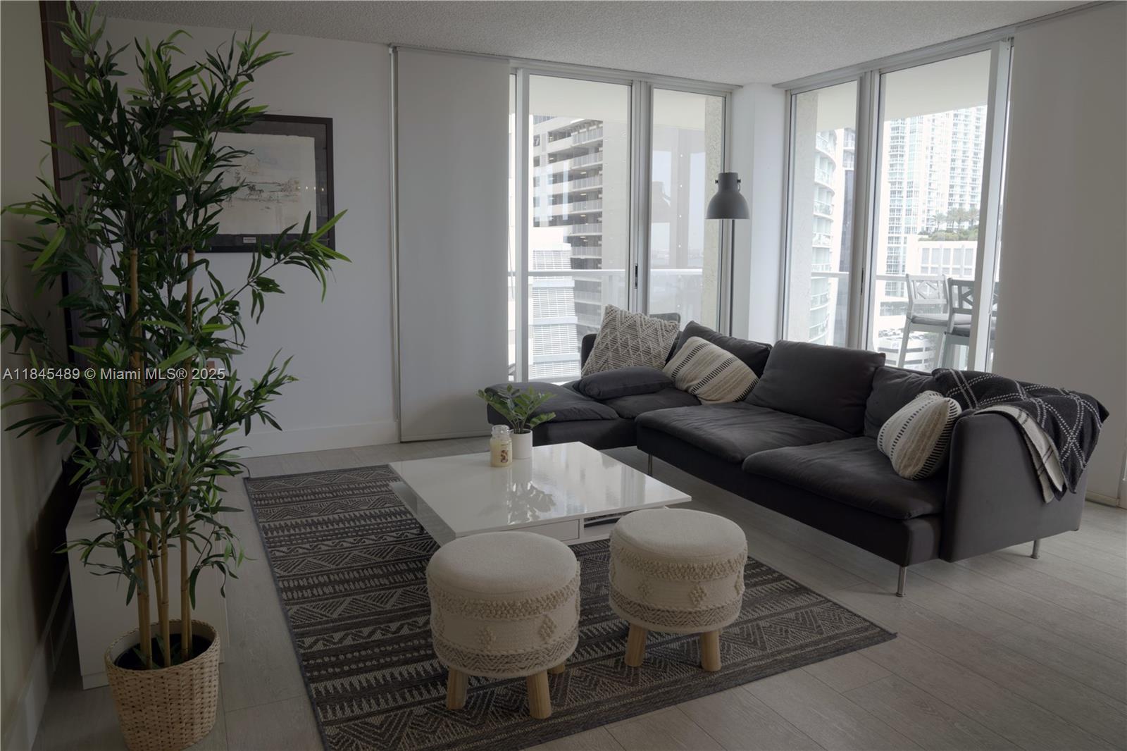 6dd28e9b-6374 1155 Brickell Bay Dr # 902, Miami FL 33131 — #A11845489