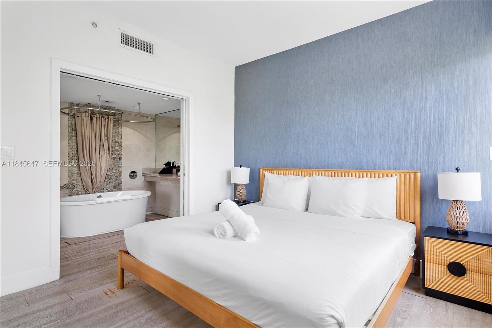 6dd28e9b-6378 1060 Ocean Dr # D303, Miami Beach FL 33139 — #A11845647