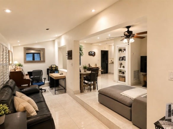 117 W 34th St, Hialeah FL 33012 — #A11845874