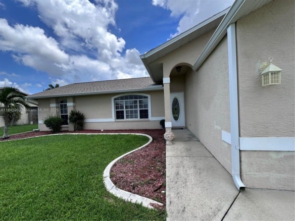 413 SW 43rd Terrace, Cape Coral FL 33914 — #A11845961