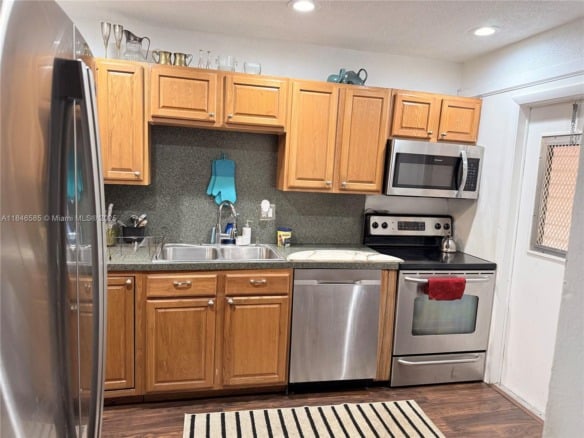 215 SE 3rd Ave # 102C, Hallandale Beach FL 33009 — #A11846585