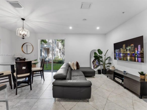 134 SE 28th Ter # 10, Homestead FL 33033 — #A11847529