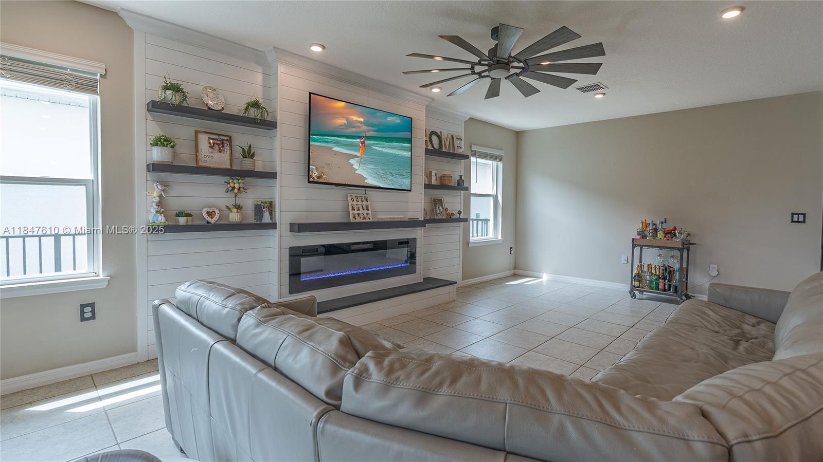 6dd28e9b-6448 10609 SW Vasari Way, Port St. Lucie FL 34987 — #A11847610