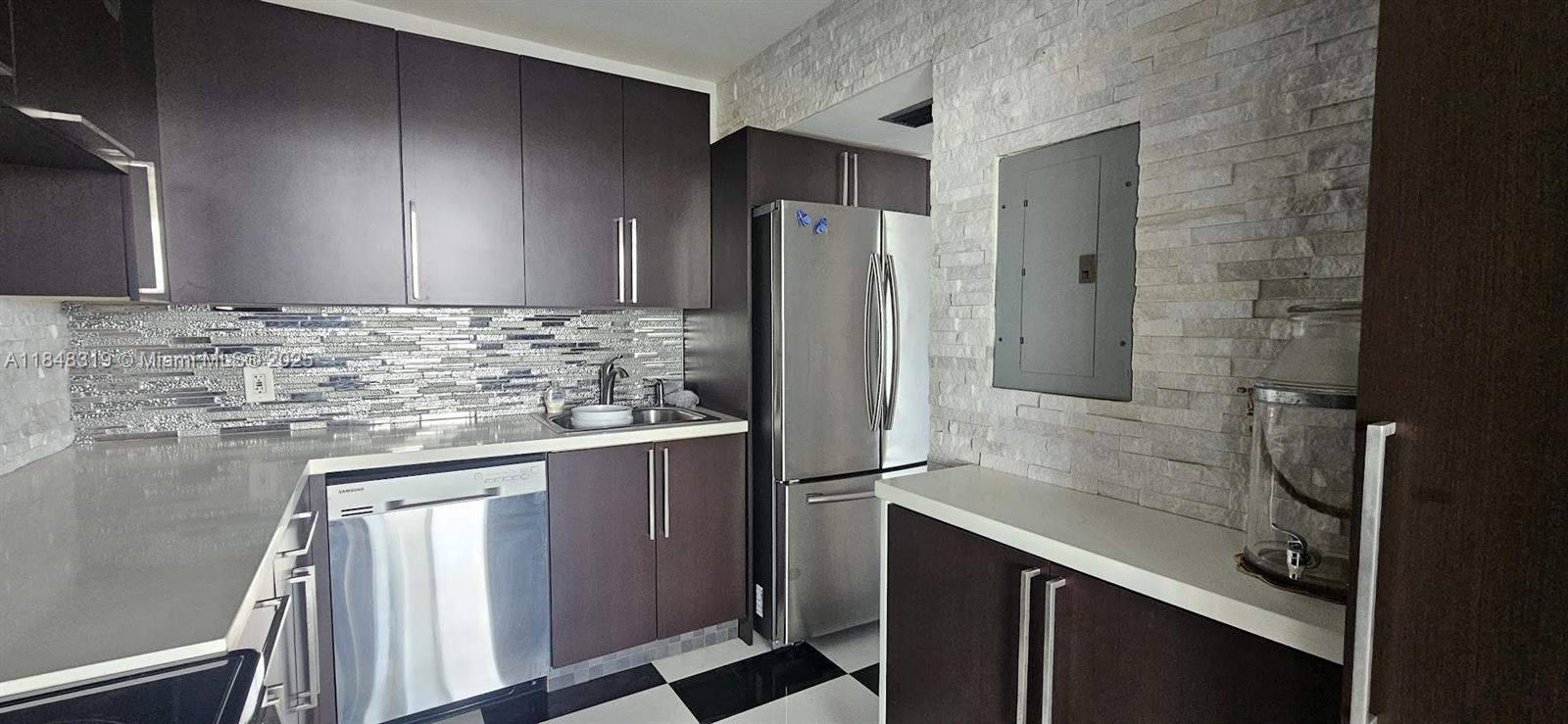 6dd28e9b-6474 2025 NE 164th St # 914, North Miami Beach FL 33162 — #A11848319