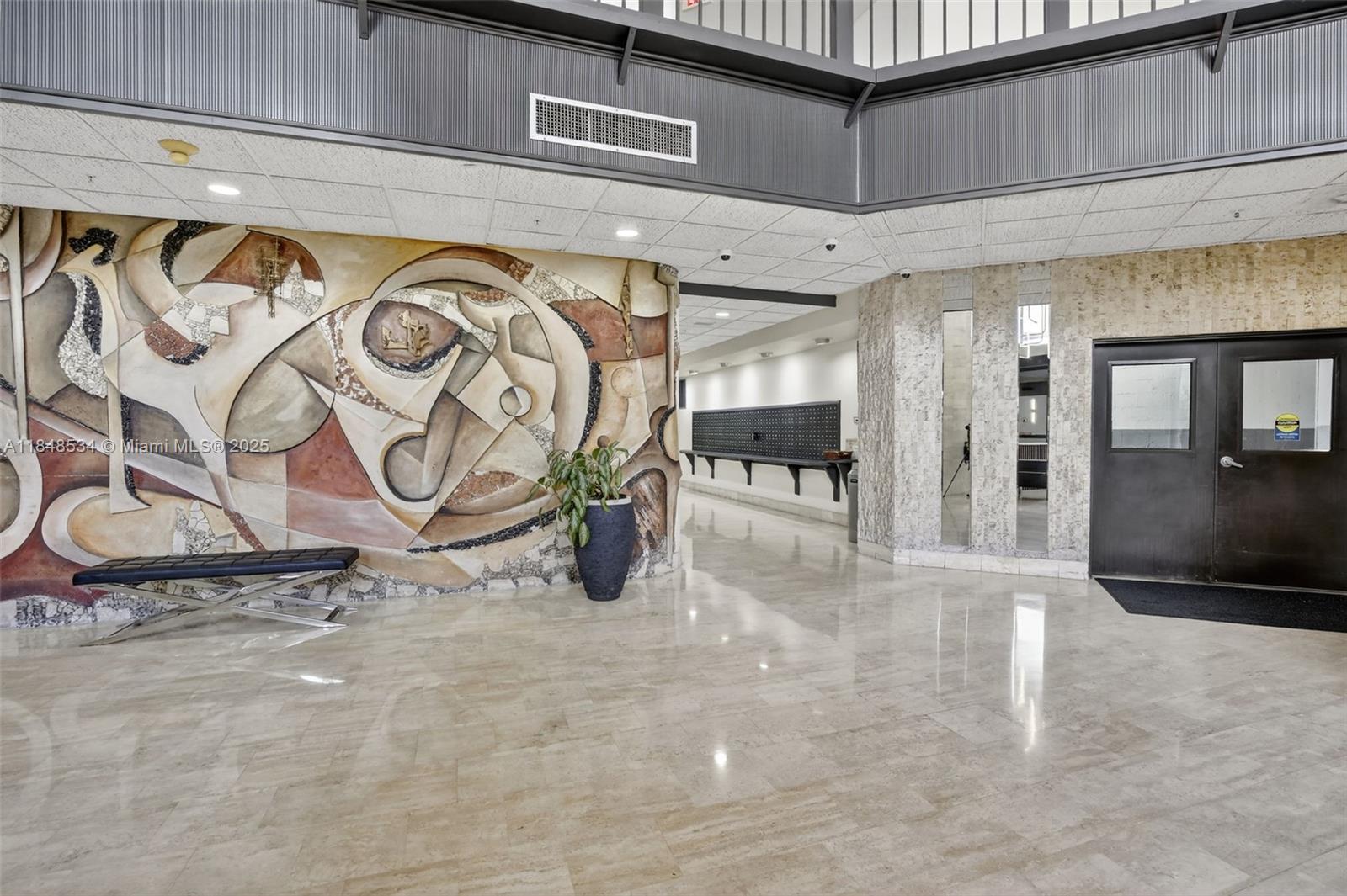 6dd28e9b-6483 2750 NE 183rd St # 506, Aventura FL 33160 — #A11848534