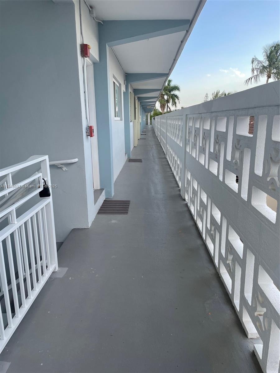6dd28e9b-6492 Listing #A11848697