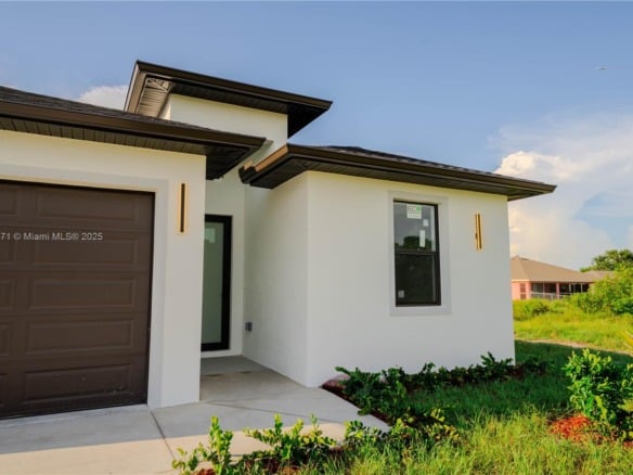433 Rayford St, Lehigh Acres FL 33974 — #A11848771