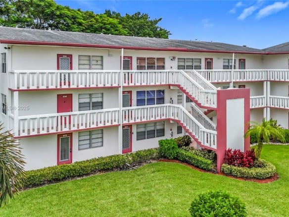 618 Fanshaw O # 618, Boca Raton FL 33434 — #A11849962