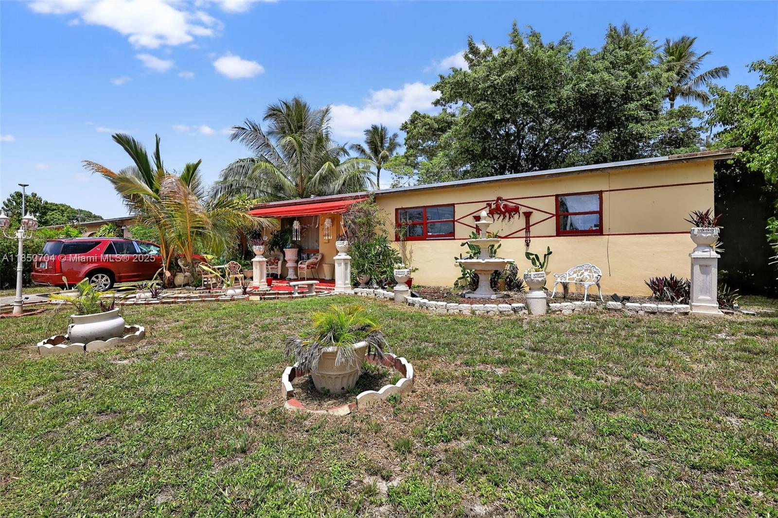 6dd28e9b-6558 Listing #A11850704
