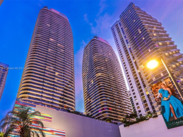 55 SW 9th St # 3906, Miami FL 33130 — #A11851159