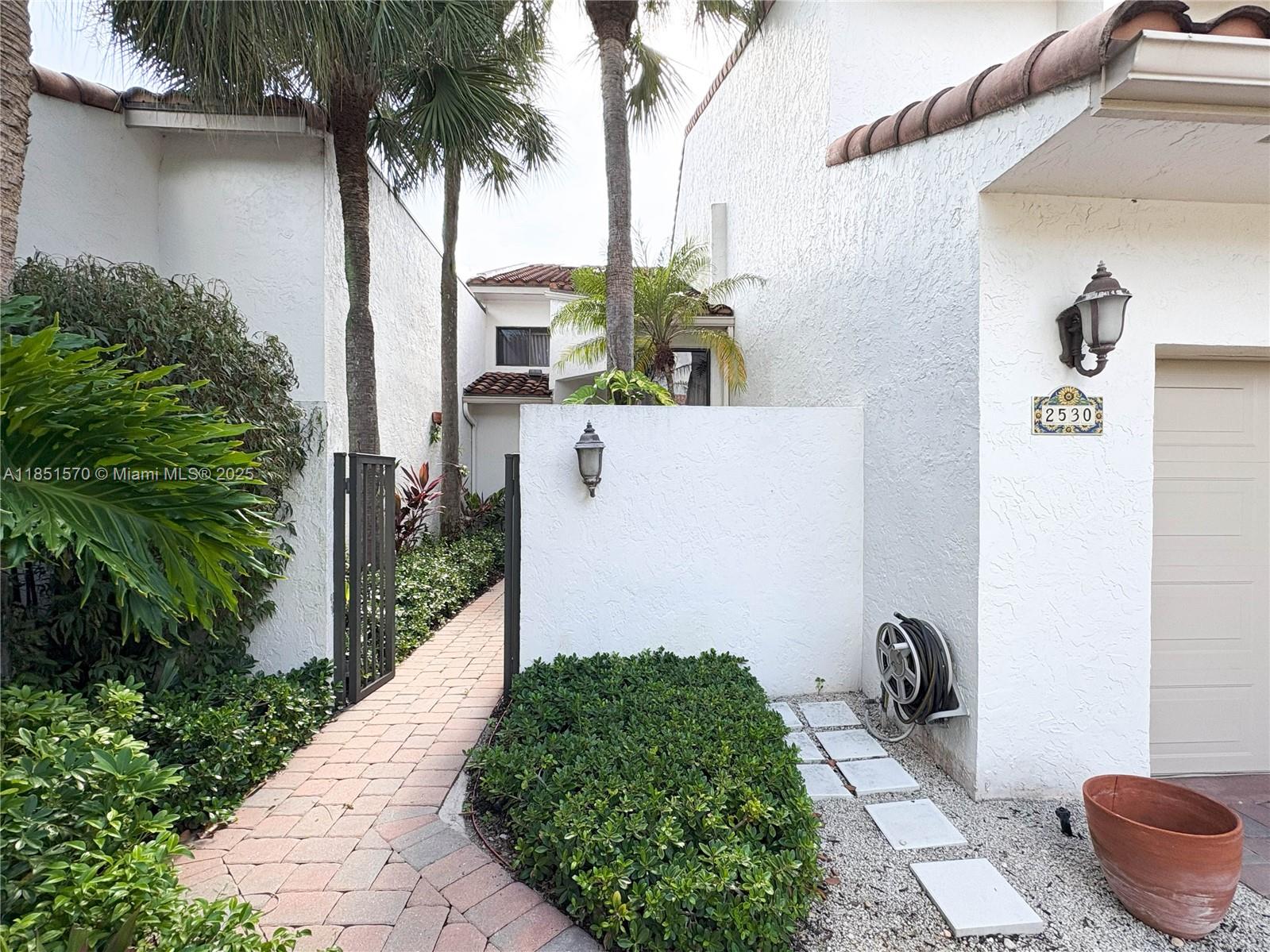 6dd28e9b-6591 2530 Windsor Way Ct, Wellington FL 33414 — #A11851570