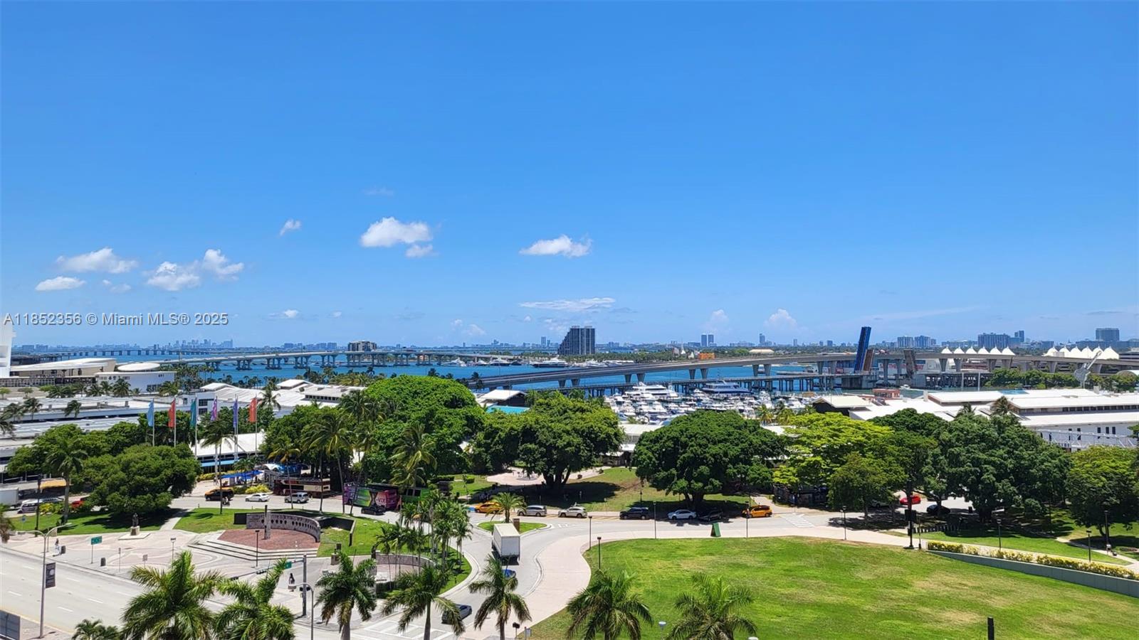 6dd28e9b-6614 Listing #A11852356