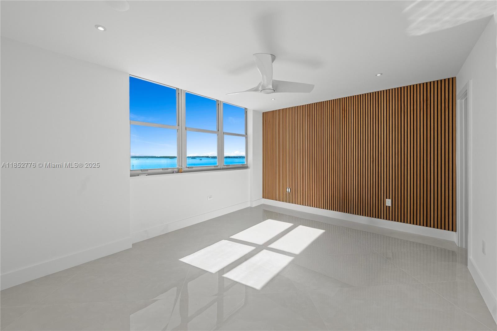 6dd28e9b-6634 999 Brickell Bay Dr Unit 904, Miami FL 33131 — #A11852776