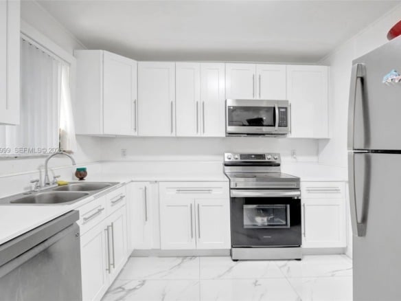 311 SW 68th Ter, Pembroke Pines FL 33023 — #A11852999