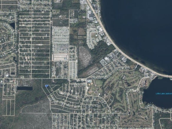 2124 Abington, Sebring FL 33875 — #A11853213