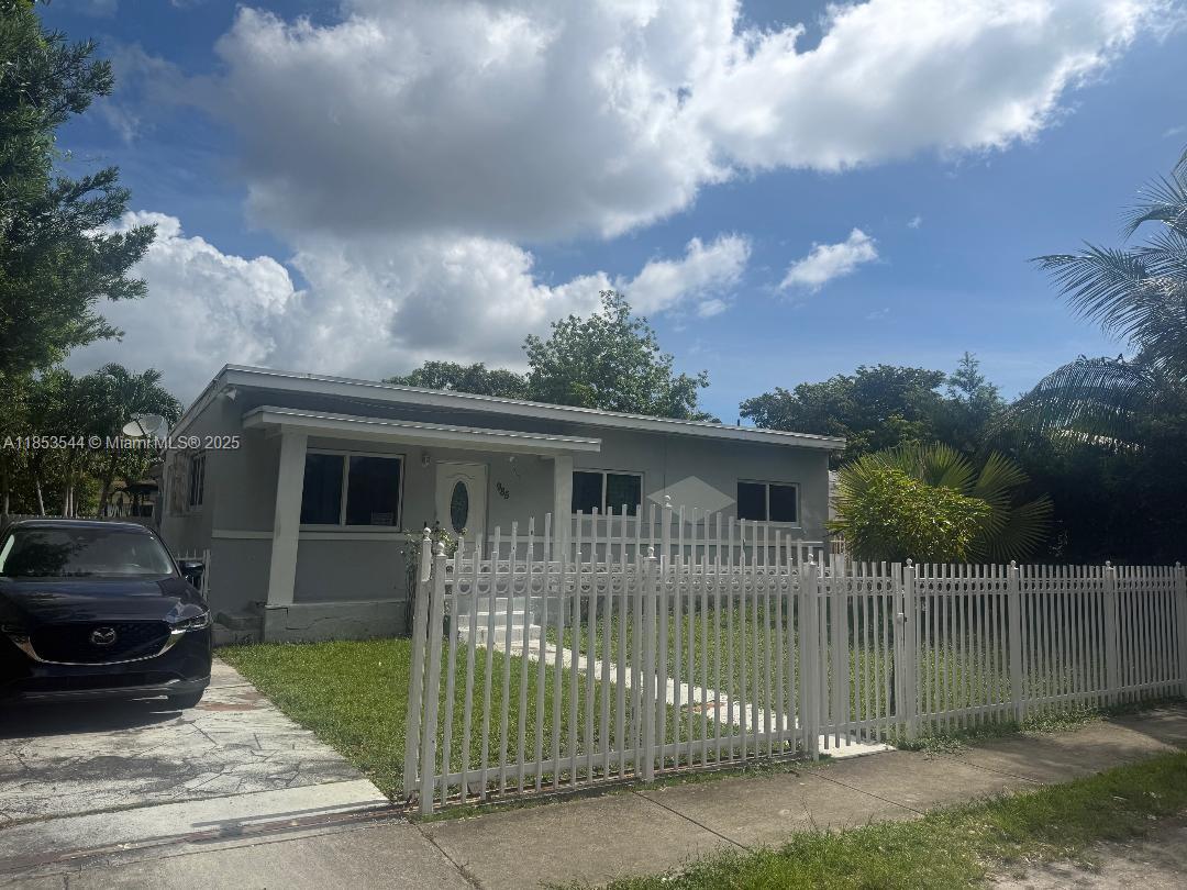 6dd28e9b-6662 985 NE 146th St, North Miami FL 33161 — #A11853544